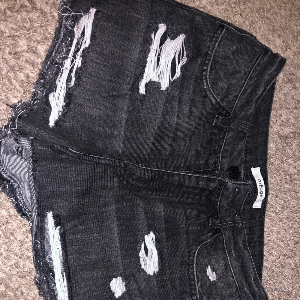 black jean shorts